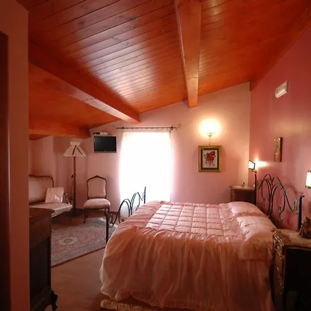 La Ginestra Bed and Breakfast *